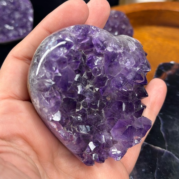💜 AAA Quality Deep Purple Amethyst Quartz Heart – Brazil 💜 - Picture 6 of 9